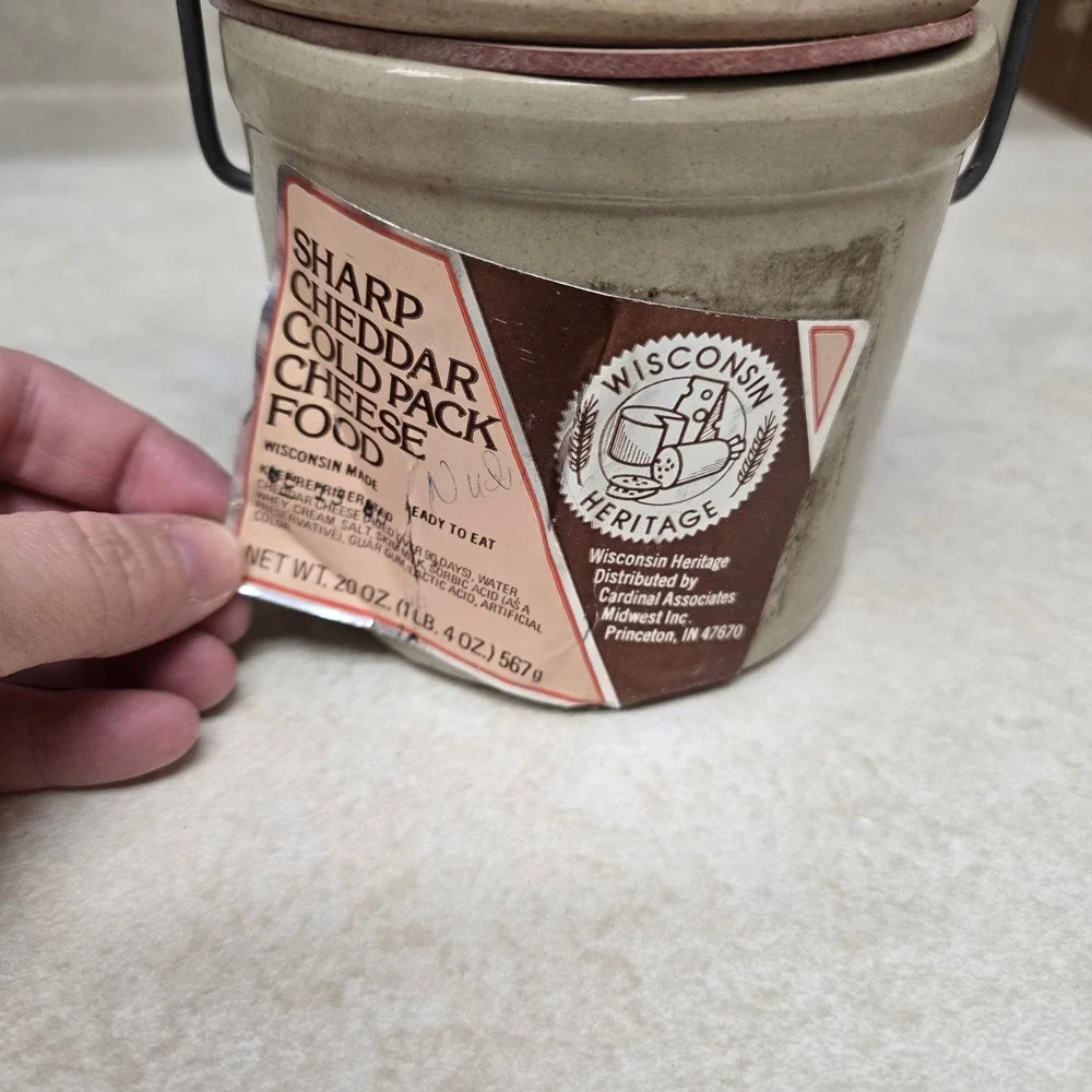 Vintage Stoneware Cheese Crocks Set of 2 Wisconsin‎ Heritage Great Seal USA Tan